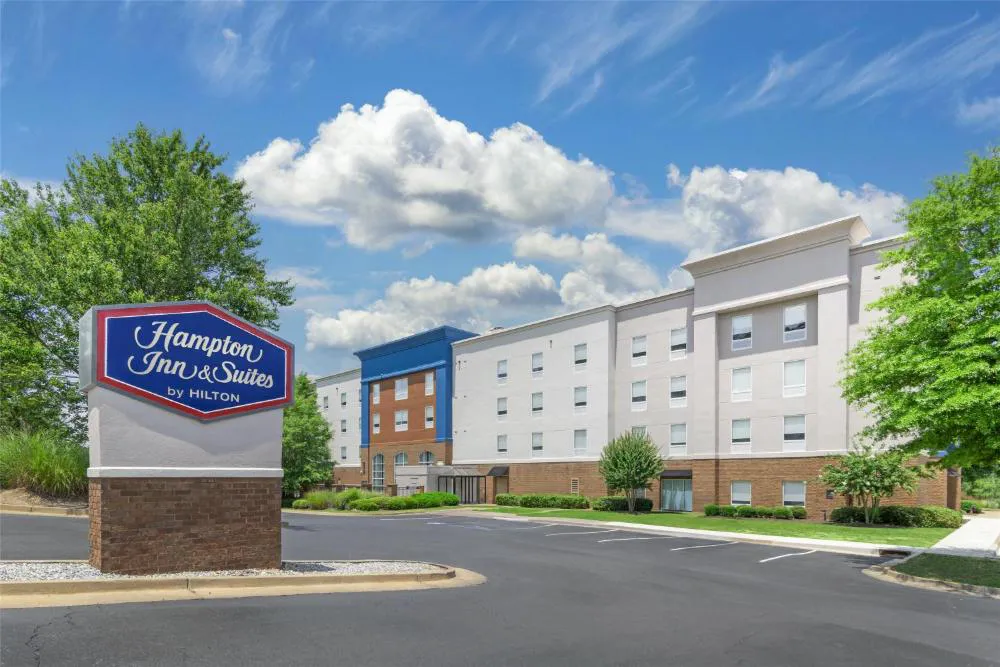 Hampton Inn & Suites Phenix City- Columbus Area hotel hero