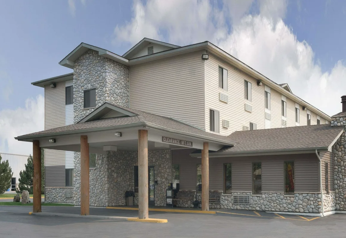 Super 8 by Wyndham Billings hotel hero