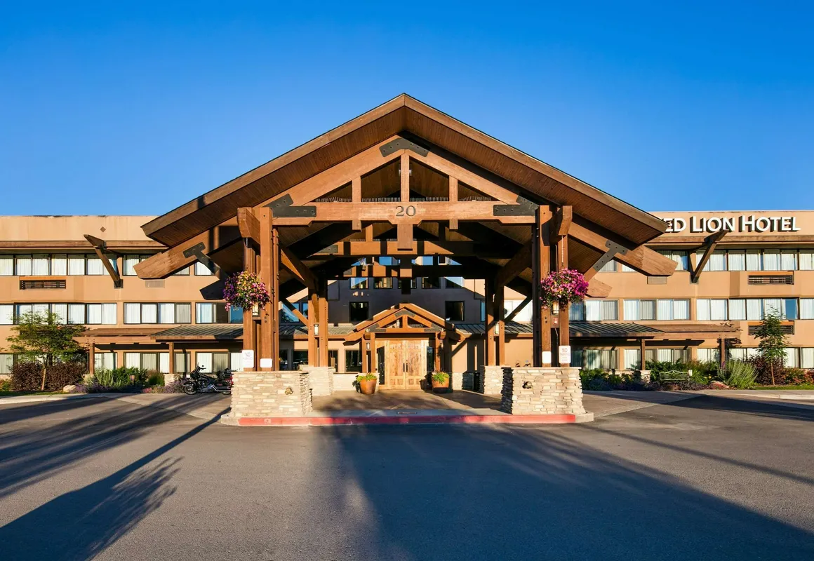 Red Lion Hotel Kalispell hotel hero