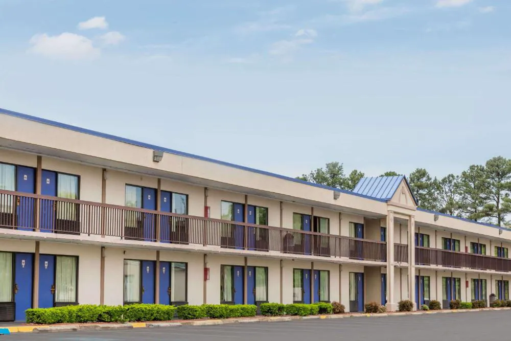 Knights Inn - Fredericksburg hotel hero