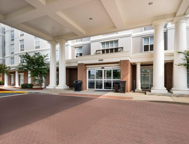Hampton Inn & Suites Fredericksburg-at Celebrate Virginia hotel detail image 2