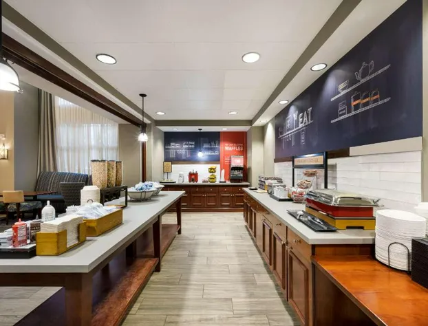 Hampton Inn & Suites Fredericksburg-at Celebrate Virginia hotel detail image 3
