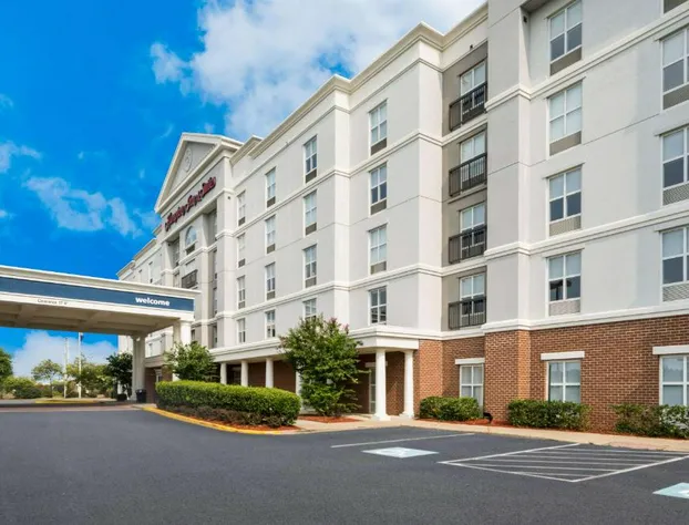 Hampton Inn & Suites Fredericksburg-at Celebrate Virginia hotel detail image 1