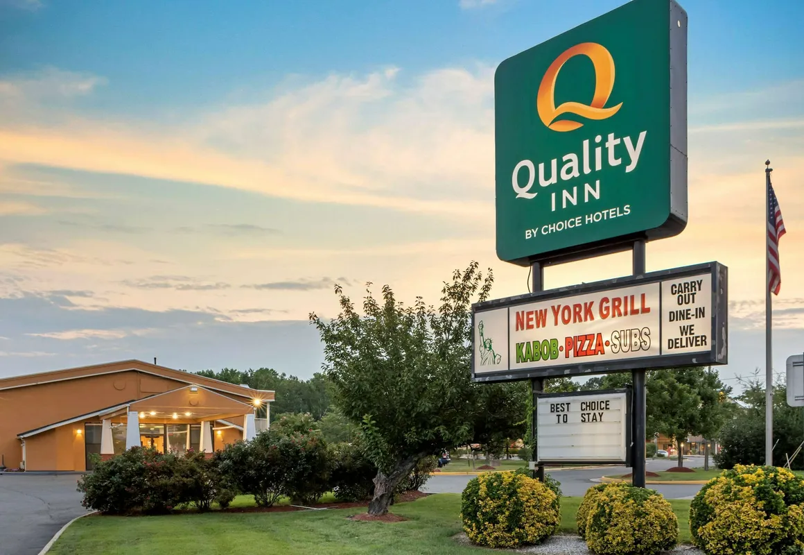 Quality Inn Fredericksburg near Historic Downtown hotel hero