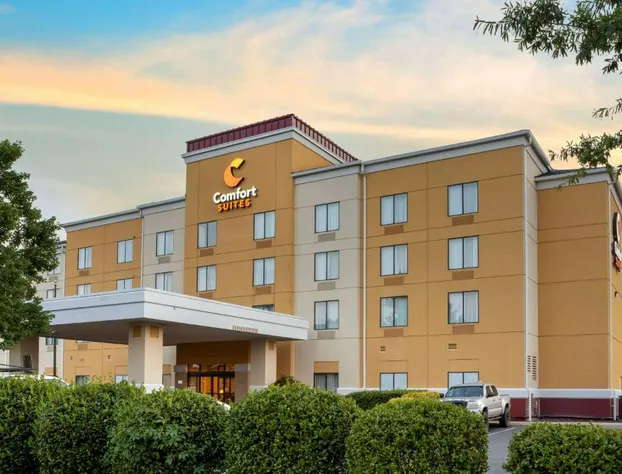 Comfort Suites Fredericksburg North hotel detail image 2