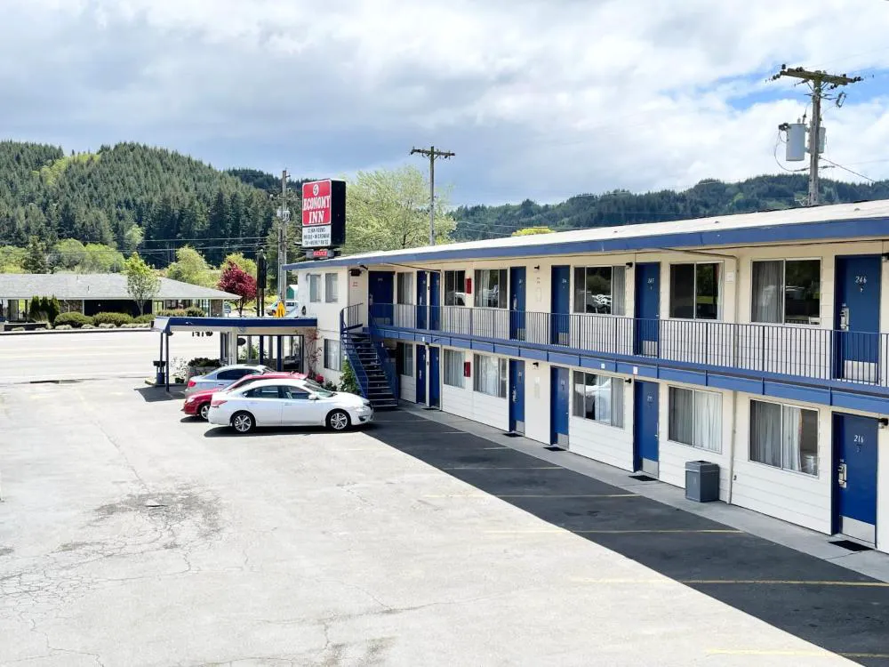 Economy Inn Reedsport hotel hero