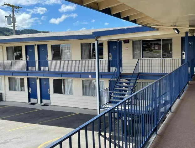 Economy Inn Reedsport hotel detail image 2