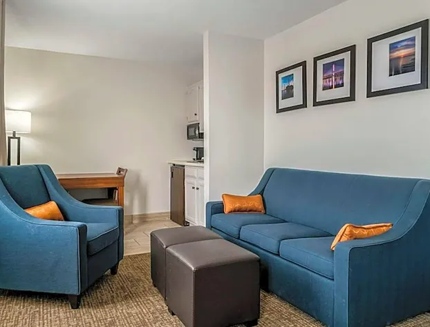 Comfort Inn East hotel detail image 3