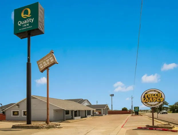 Quality Inn Madisonville hotel detail image 2