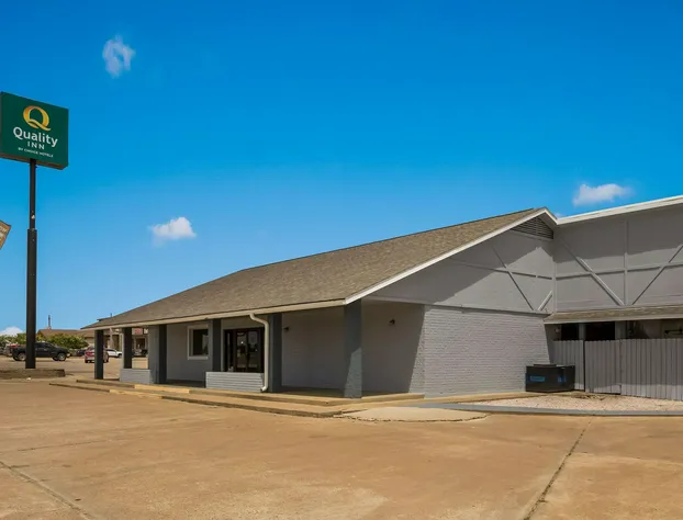 Quality Inn Madisonville hotel detail image 3