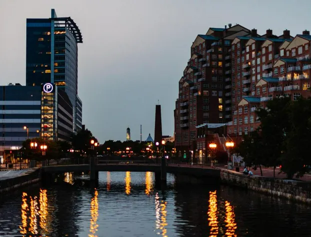 Baltimore Marriott Waterfront hotel detail image 2