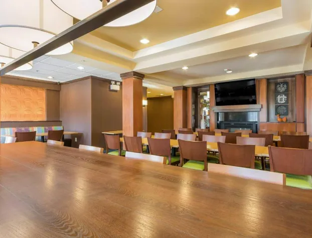 Fairfield Inn & Suites by Marriott Columbia hotel detail image 1