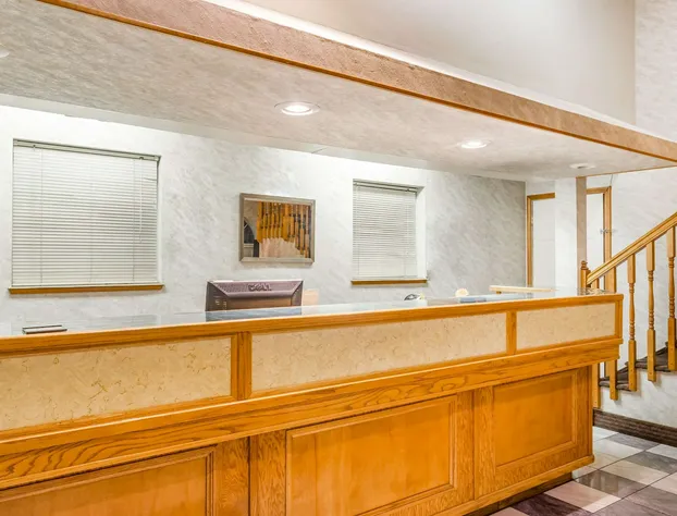 Days Inn by Wyndham Bishop hotel detail image 1