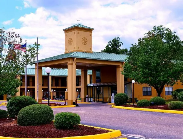 Executive Inn Opp hotel detail image 1