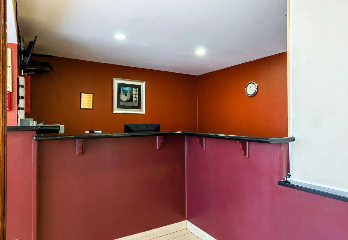 FairBridge Inn Express hotel hero