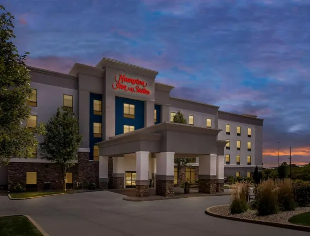 Hampton Inn & Suites Canton hotel detail image 1