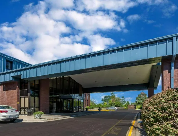 Comfort Inn Hall of Fame hotel detail image 3