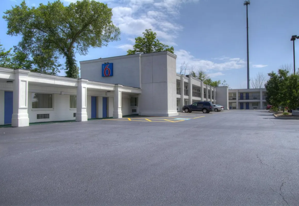 Motel 6 Richfield, OH hotel hero