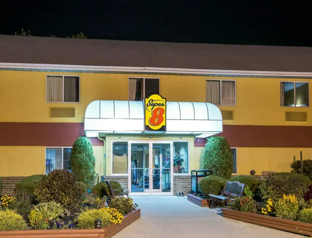 Super 8 by Wyndham Medina hotel detail image 2