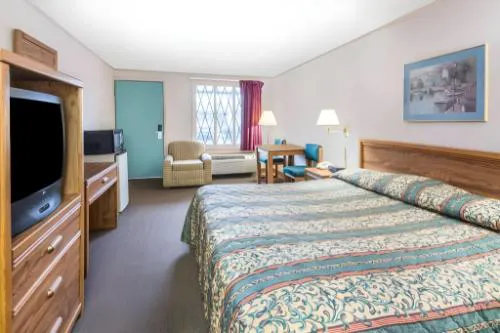 Knights Inn Canton hotel detail image 2