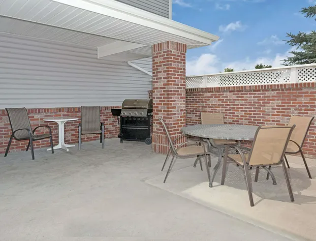 Super 8 by Wyndham Windsor hotel detail image 1