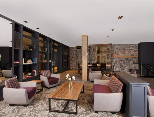 Hotel Du Vieux Quebec hotel detail image 4