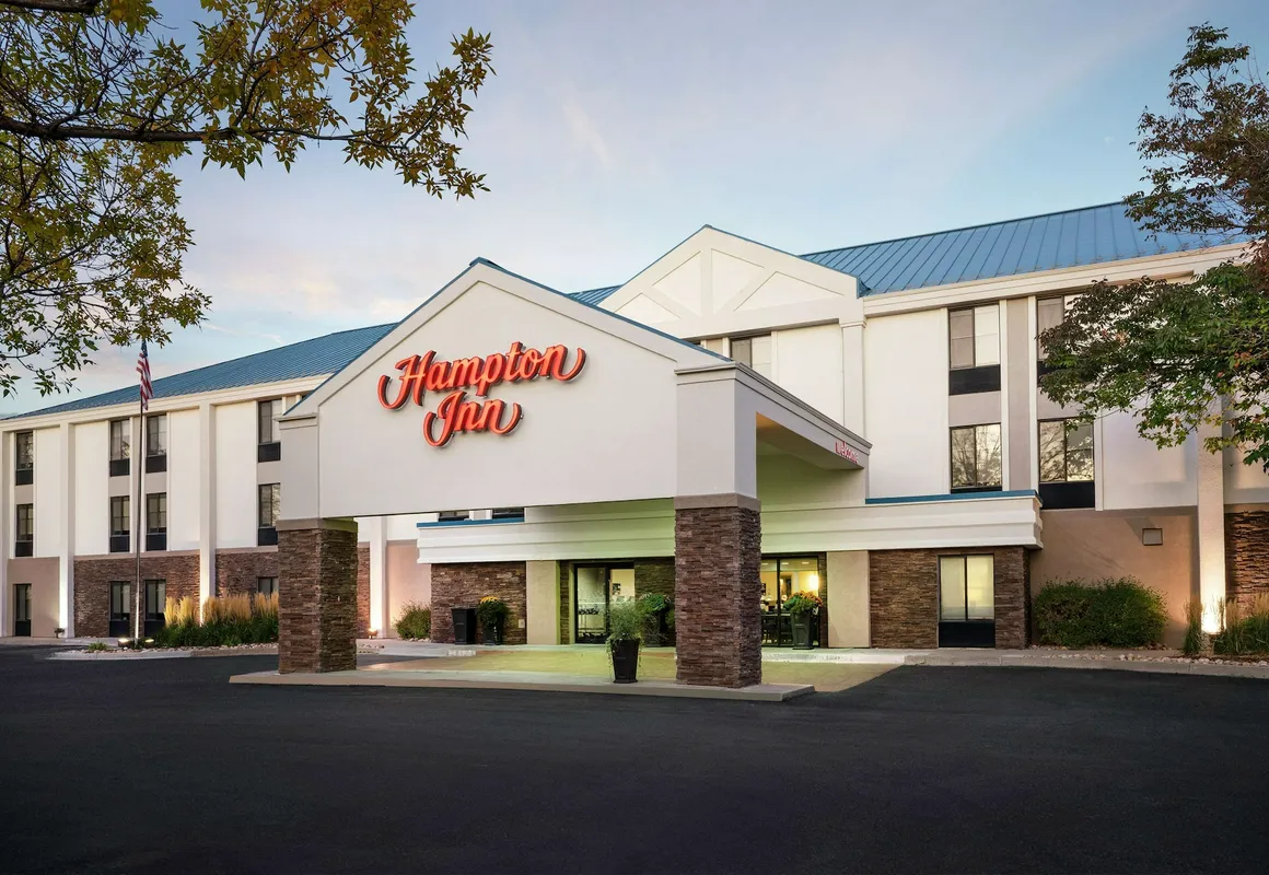 Hampton Inn Loveland hotel hero