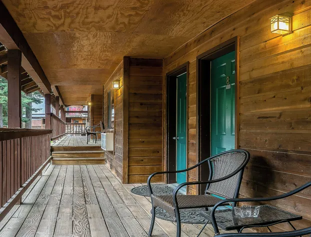 Green Springs Inn hotel detail image 2