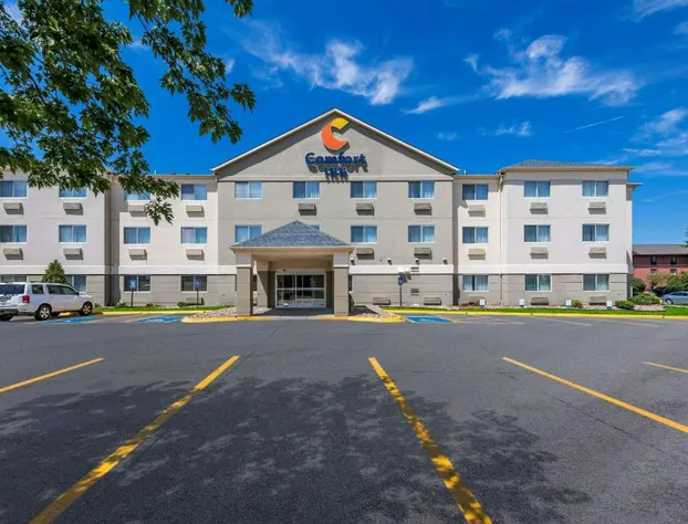 Comfort Inn Wichita East hotel detail image 1