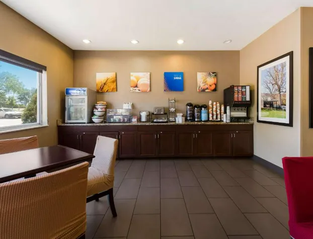 Comfort Inn Wichita East hotel detail image 2