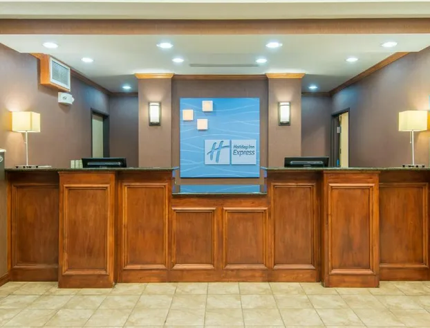 Holiday Inn Express Hotel & Suites El Dorado, Kansas by IHG hotel detail image 2