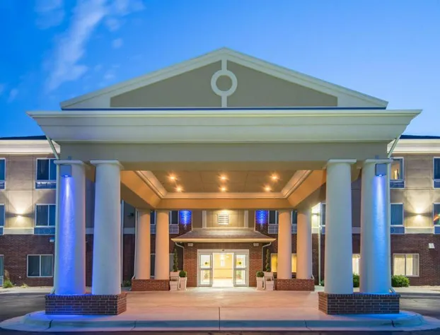 Holiday Inn Express Hotel & Suites El Dorado, Kansas by IHG hotel detail image 1