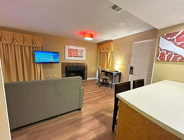 Hawthorn Extended Stay by Wyndham Wichita hotel detail image 1