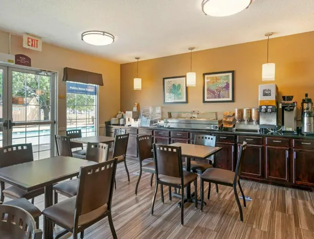 Best Western Governors Inn & Suites hotel detail image 3