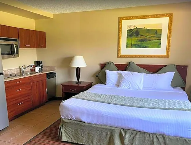 Candlewood Suites Wichita Northwest By IHG hotel detail image 4