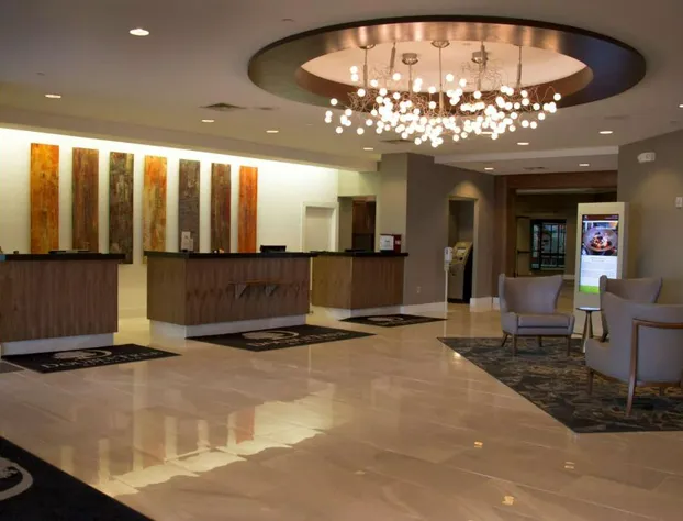 DoubleTree by Hilton Hotel Wichita Airport hotel detail image 4