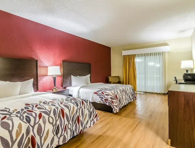 Red Roof Inn & Conference Center Wichita Airport hotel detail image 4