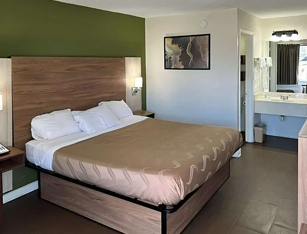 Quality Inn Thomson hotel detail image 3