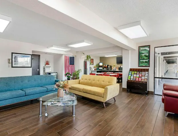 Econo Lodge Augusta, Downtown hotel detail image 4