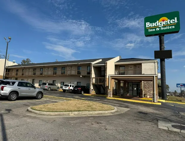 Budgetel Inn & Suites hotel detail image 2
