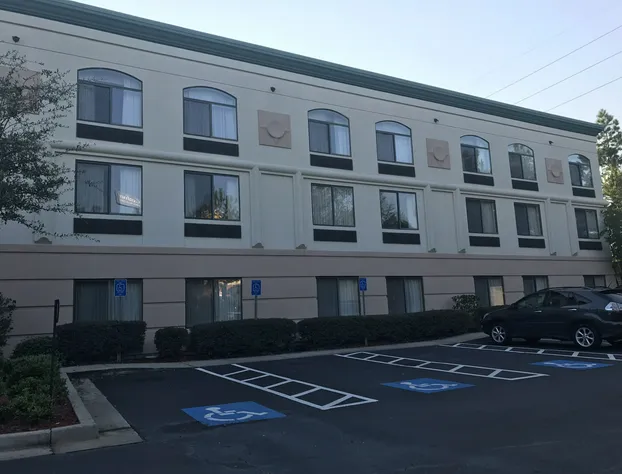 Wingate by Wyndham Augusta/Fort Eisenhower hotel detail image 3