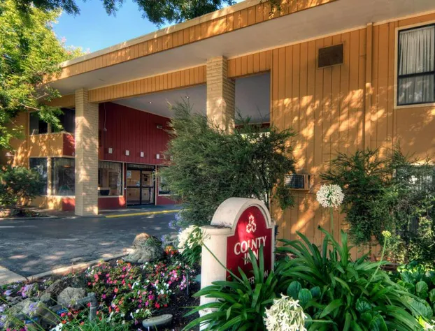 County Inn hotel detail image 1