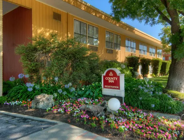 Days Inn & Suites by Wyndham Mountain View hotel detail image 2