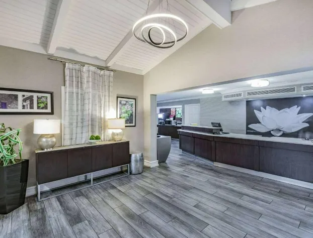 La Quinta Inn by Wyndham Laredo I-35 hotel detail image 4