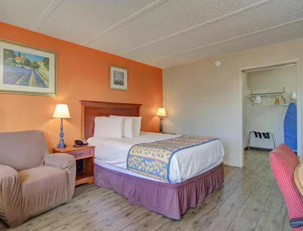 Americas Best Value Inn Laredo hotel detail image 4