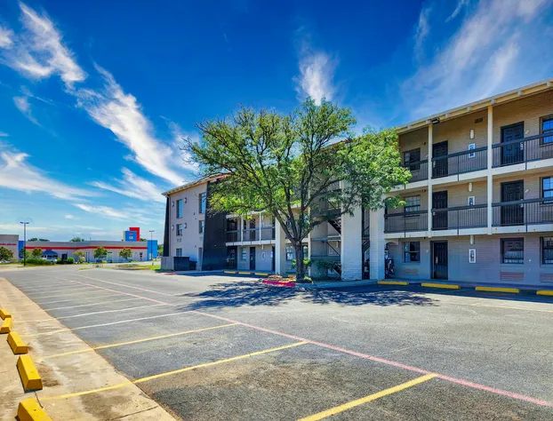 La Quinta Inn by Wyndham Amarillo West Medical Center hotel detail image 4