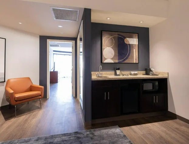 Courtyard Cincinnati Midtown/Rookwood hotel detail image 4