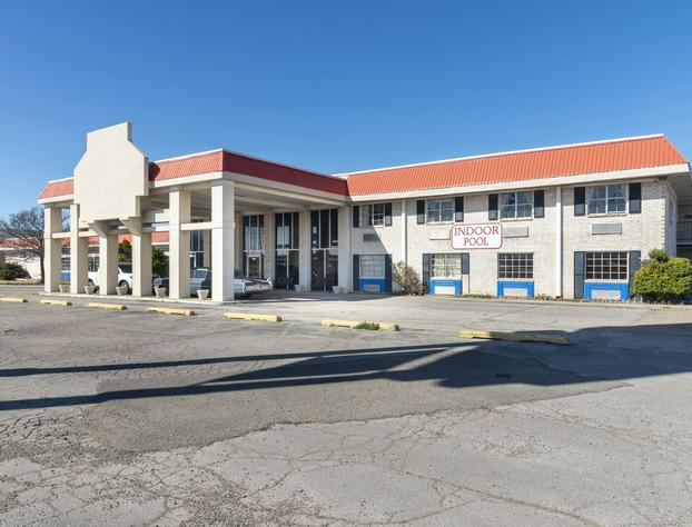 Rest Inn - Extended Stay I-40 Airport Wedding & Event Center hotel detail image 1