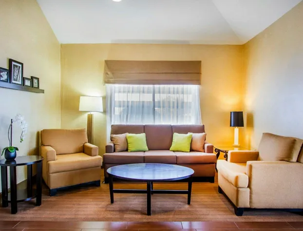 Econo Lodge Amarillo East hotel detail image 4