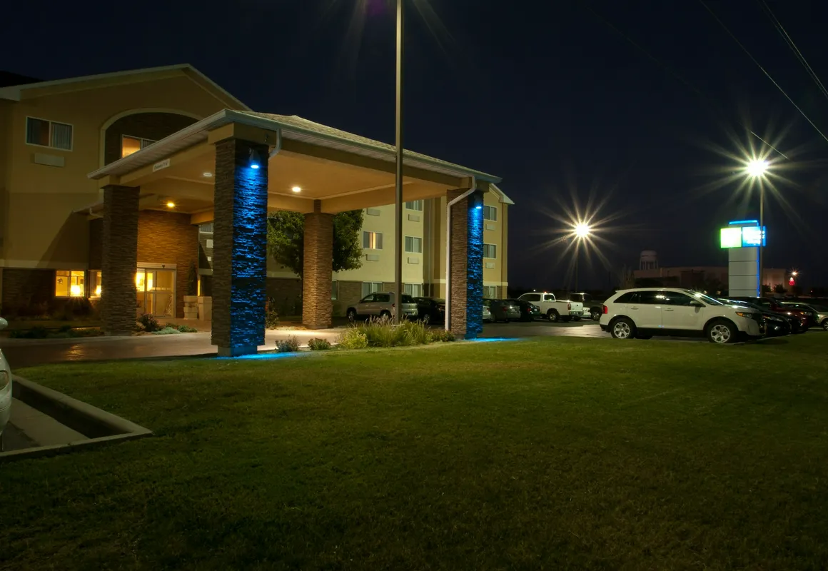 Holiday Inn Express Hotel & Suites Canyon by IHG hotel hero